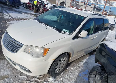 2013 Chrysler Town & Country Touring from USA, damaged, VIN 2C4RC1BGXDR744652